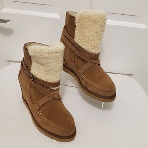 Atwell Crawford Wedge Booties Size 8, Casual, Stylish, Warm, Light Brown